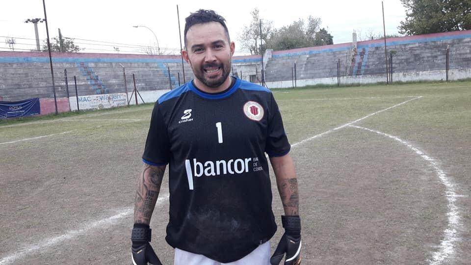 El arquero jugó 15 años defendiendo el arco de los Turcos de barrio Las Flores