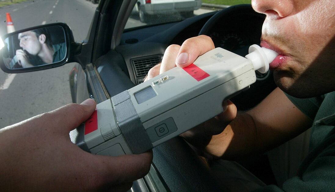 En la Ciudad de Buenos Aires hay una tolerancia de hasta 0,5 litros de alcohol en sangre para los conductores particulares de autos. 