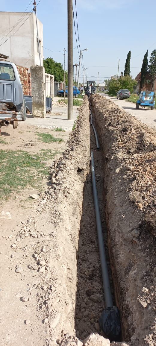 Barrio Solidaridad: comenzaron los trabajos para la instalación del agua potable