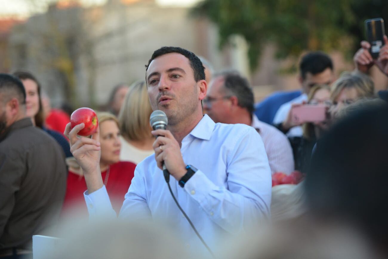 Rodrigo de Loredo y sus encuentros "manzana por manzana".