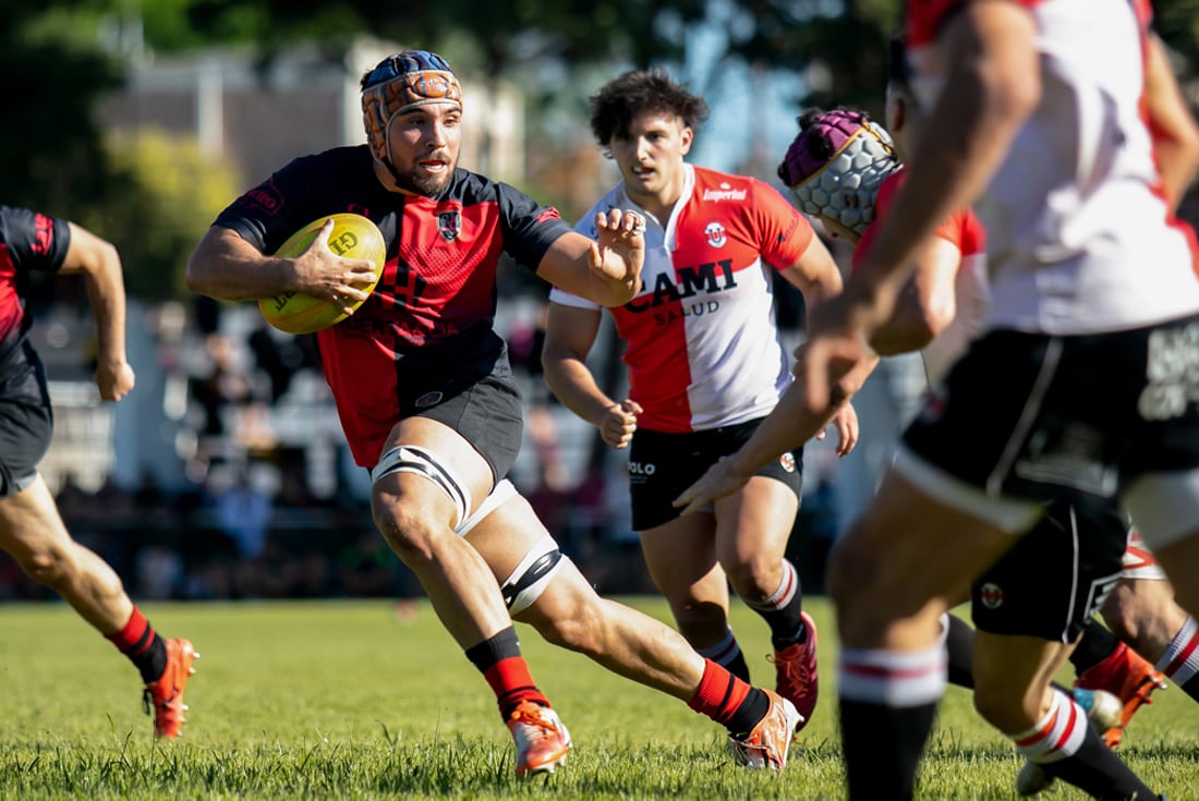 Rugby.  Club Universitario contra Córdoba Athletic Club.
( Unión Cordobesa de Rugby)