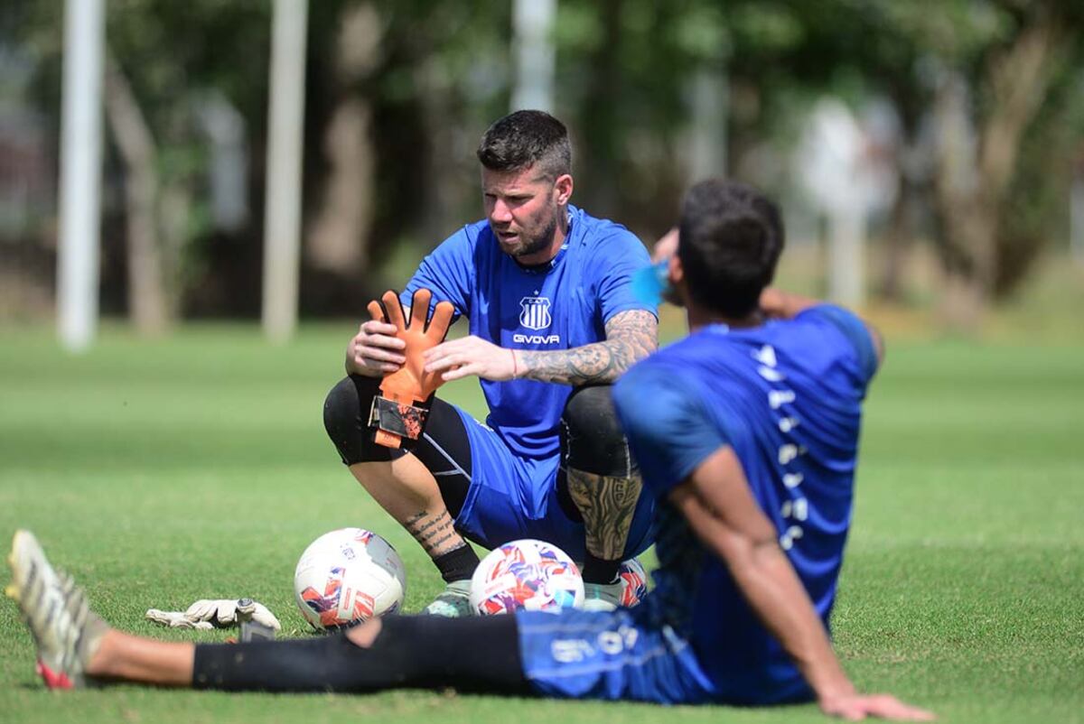 En Talleres parece que llegó el momento para Aguerre en el arco