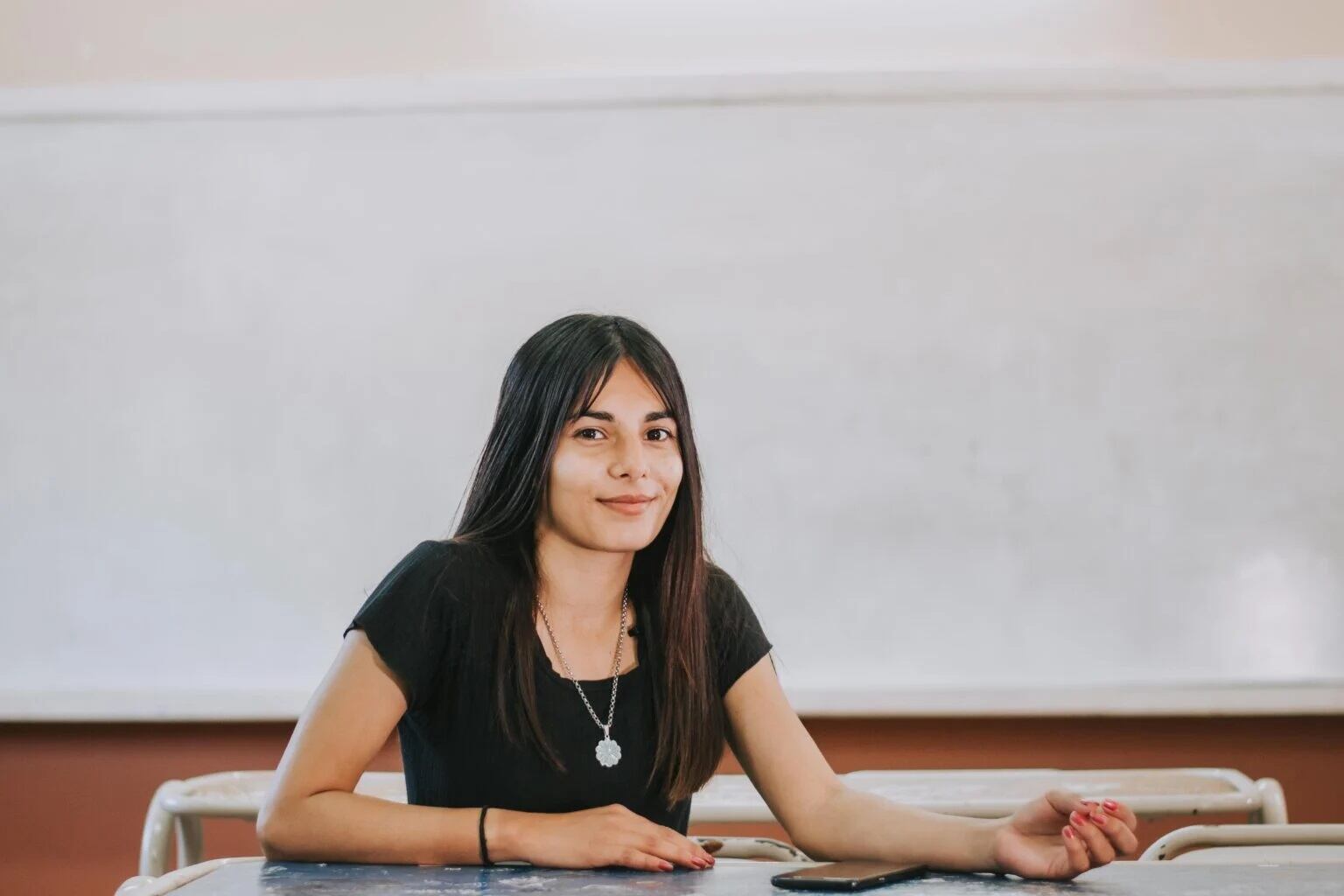 Hijas que estudian con su mamá