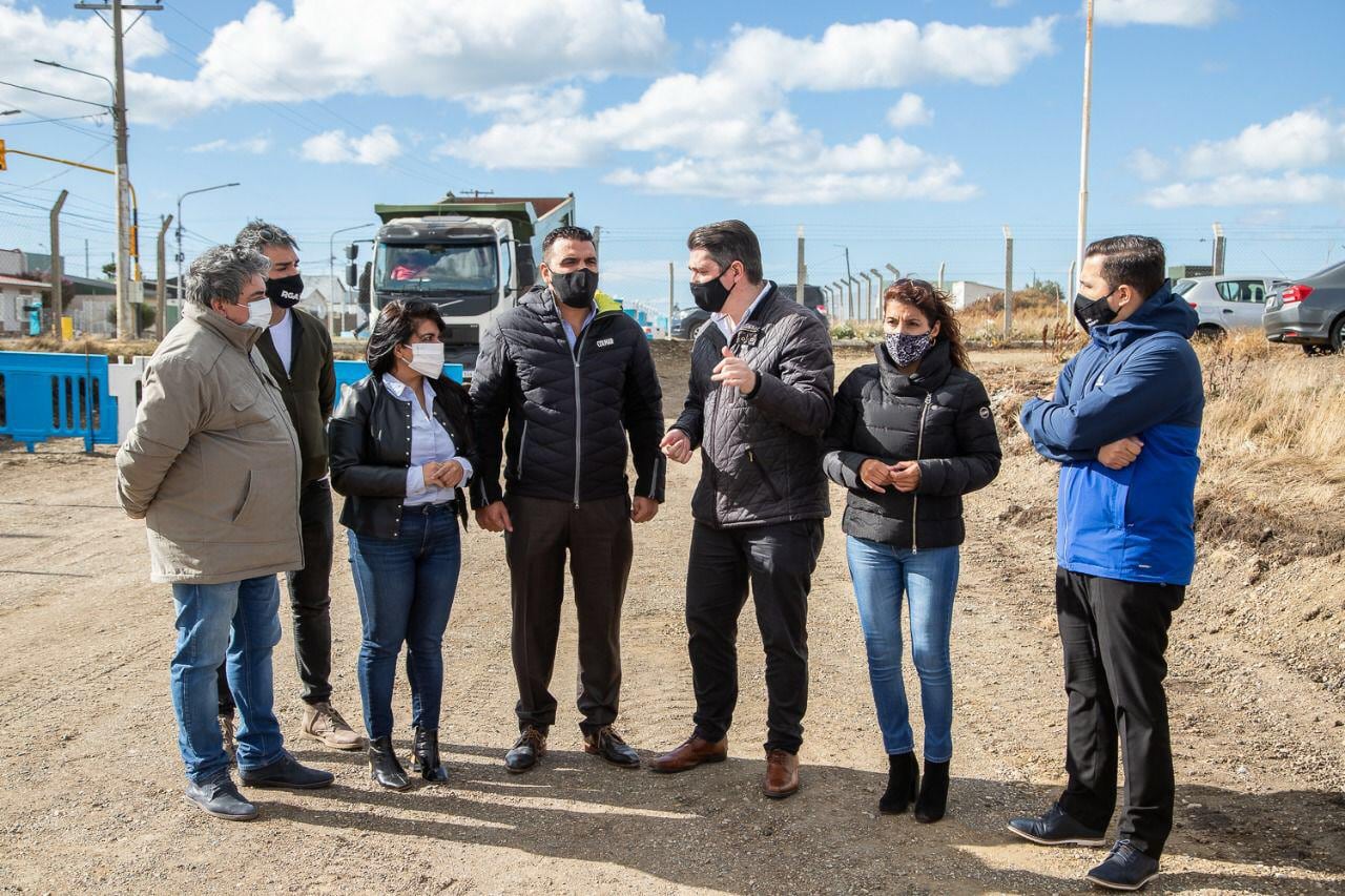 Martín Perez y Walter Vuoto, estuvieron presentes en los trabajos correspondientes a la obra de la doble vía de la Av. Santa Fe.