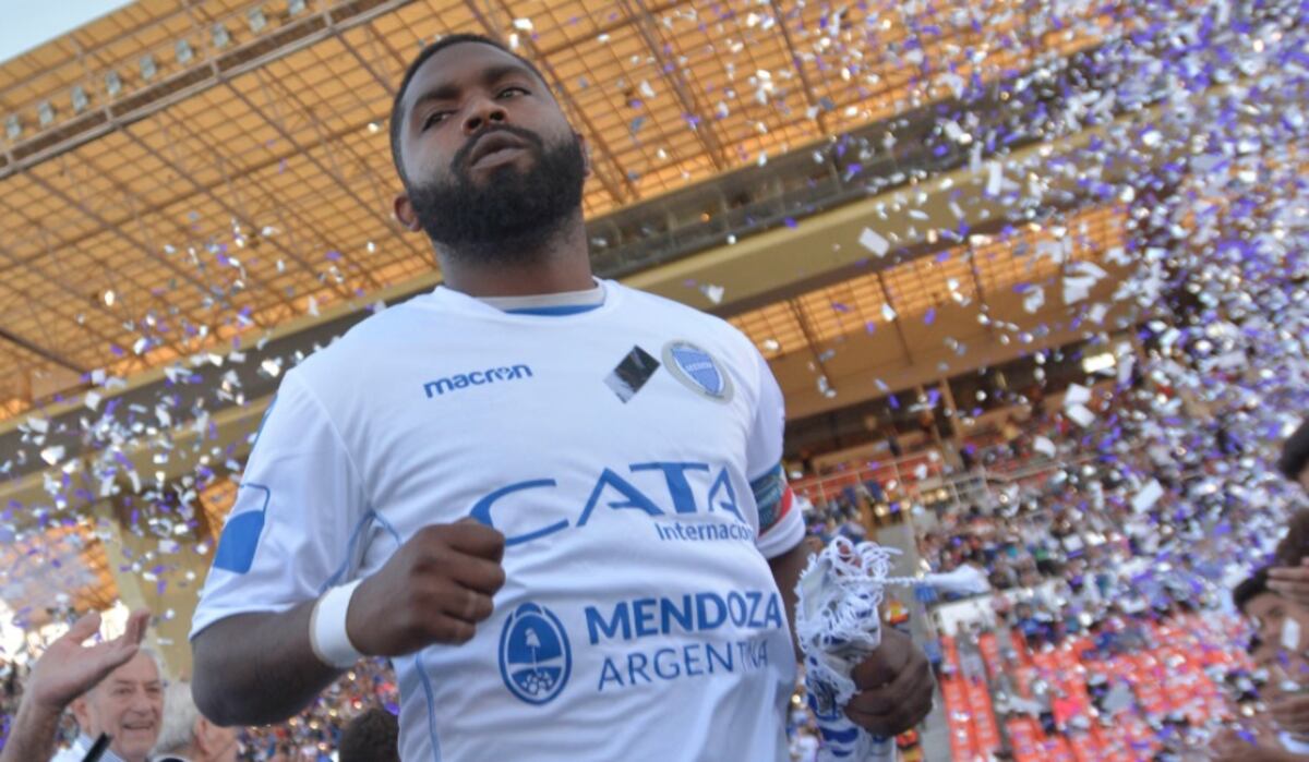 Santiago “Morro” García: hoy cumpliría 31 años el goleador que dejó su vida en Godoy Cruz