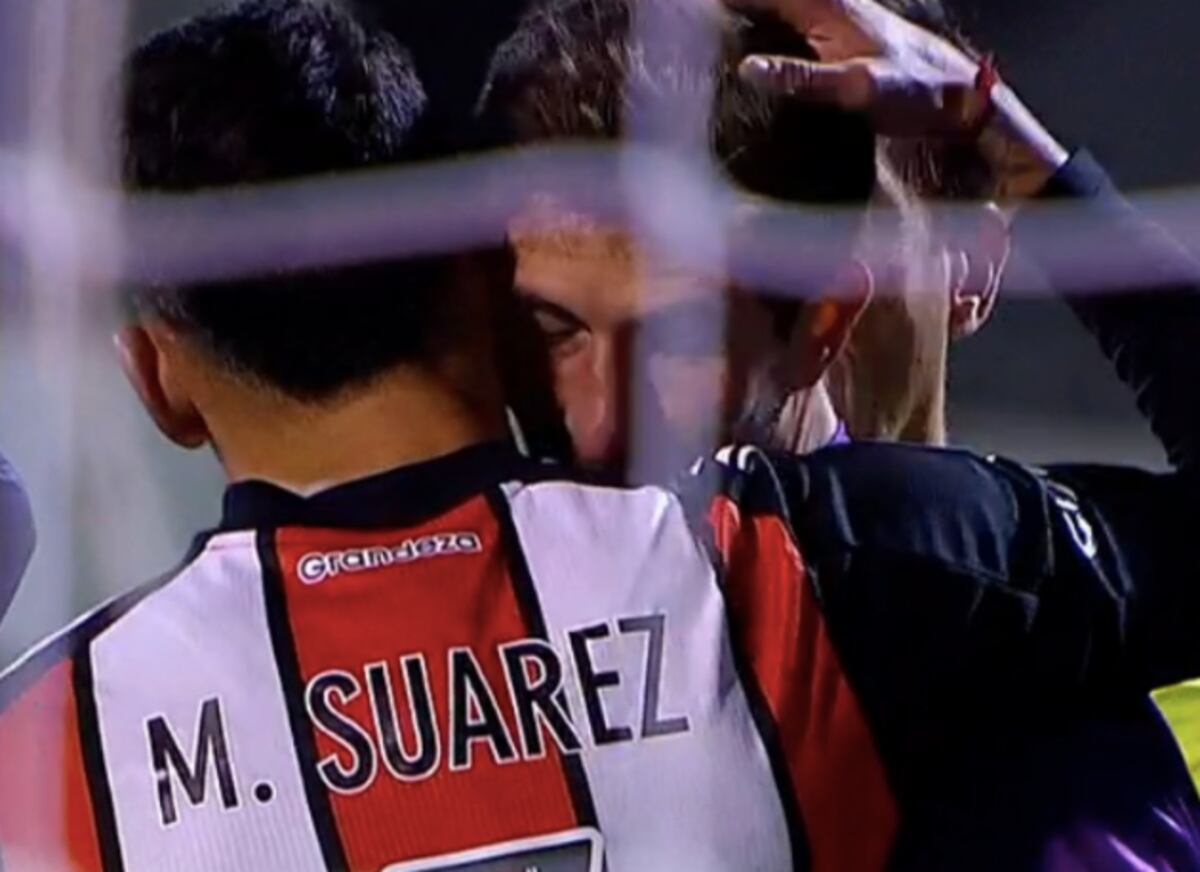 El duro golpe en la cabeza que sacó de la cancha a Rodrigo Rey ante River