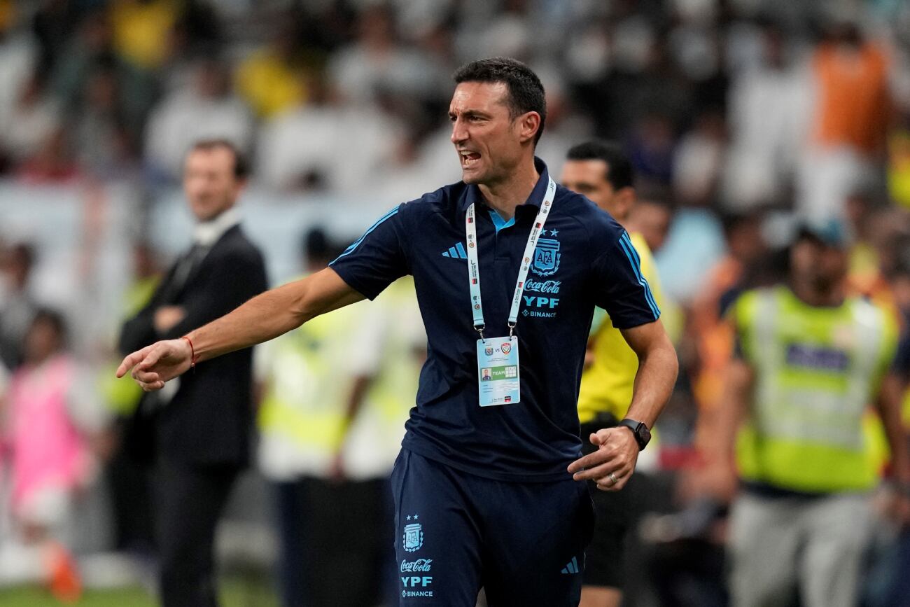 Scaloni deslizó que hay jugadores que pueden ser baja en la selección (AFA)