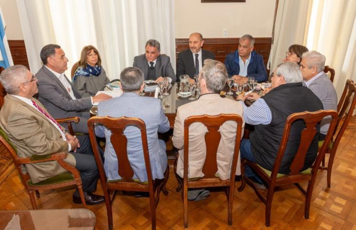 Diálogo con gremios: el Gobierno de Tucumán busca un acuerdo salarial