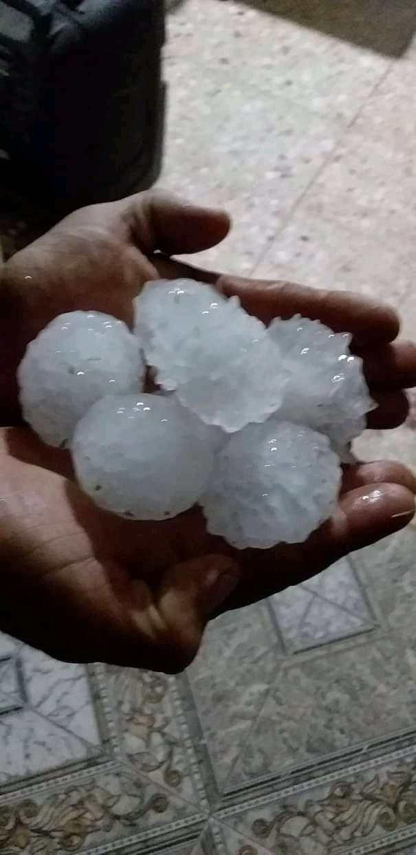 Intensa caída de granizo en Santo Tomé.