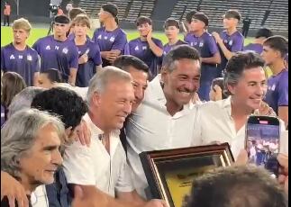 Fassi y la celebración de Talleres. (Captura).