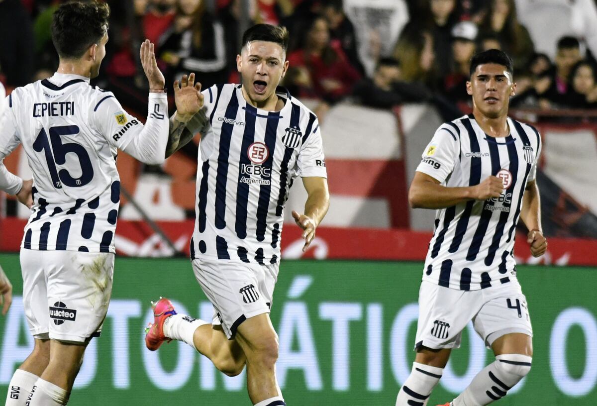 Belgrano, Talleres e Instituto en Liga Profesional; episodio 27, final del show y aplausos para la T