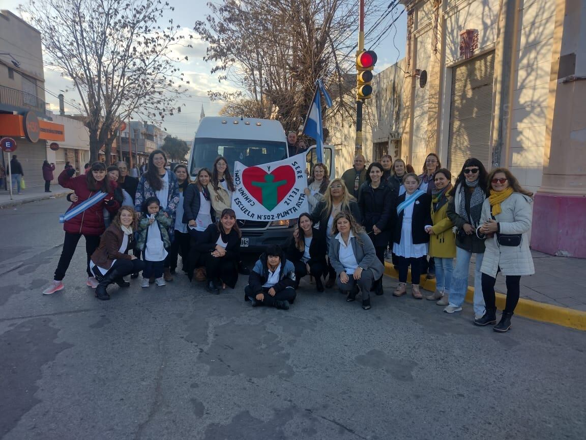 El tradicional desfile cívico militar volvió a Punta Alta y fue muy emotivo