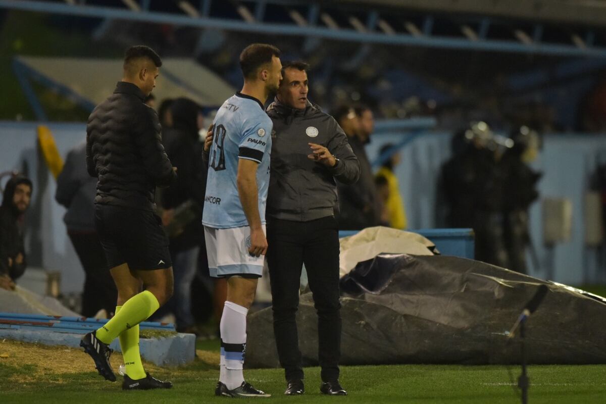 Todavía falta para el clásico cordobés, pero Guillermo Farré habló del Belgrano-Instituto