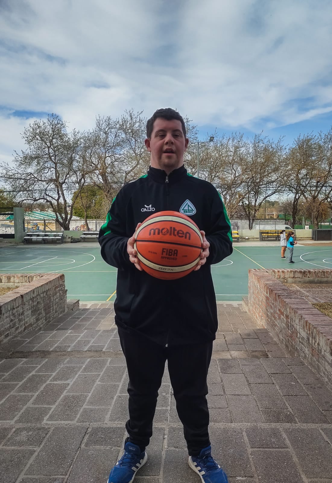 El joven de 18 años ya está preparado para este lunes cuando se inicien las actividades del equipo.