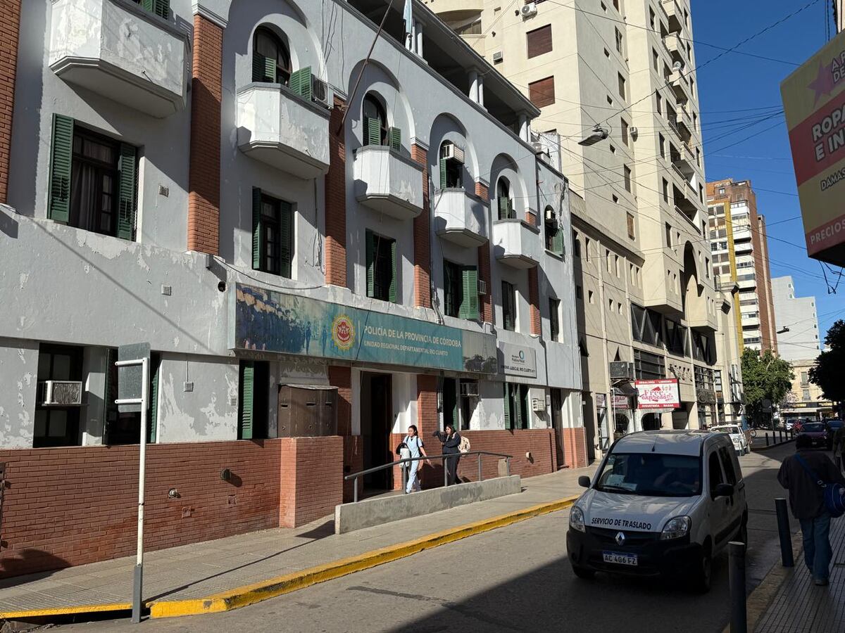 Condenaron a un policía que abusó de cinco mujeres detenidas en Córdoba