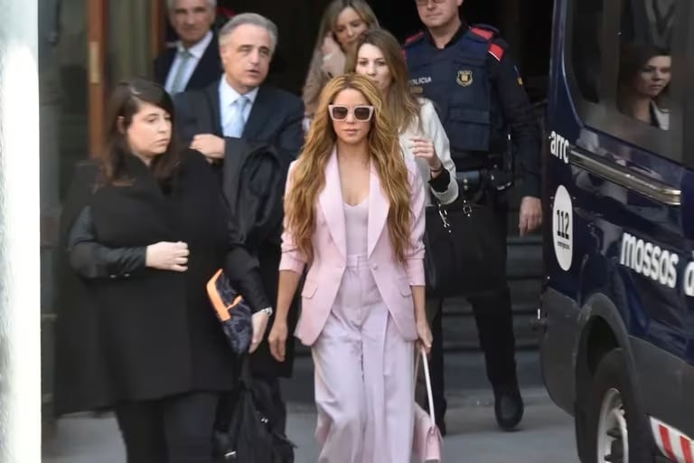 Shakira llegó a un acuerdo con la Justicia y deberá pagar una multa millonaria