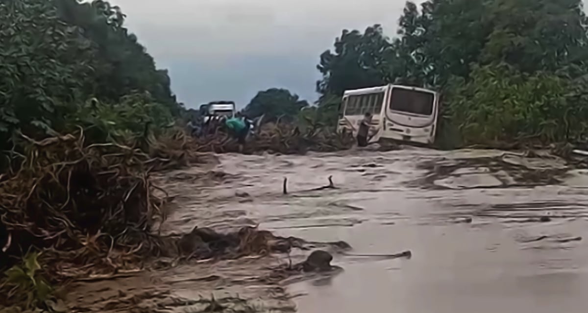 Desbordes de ríos y pérdidas millonarias como saldo del temporal. @Canal10