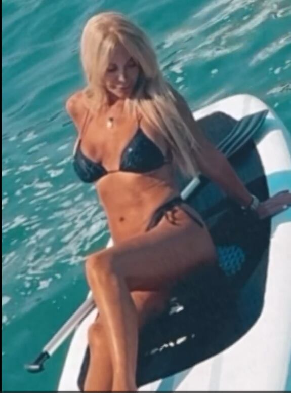 A los 71 años, Graciela Alfano deslumbró en bikini XXS y encendió Instagram