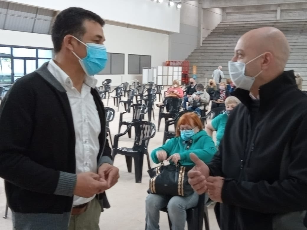 El intendente de Villa Carlos Paz, Daniel Gómez Gesteira y el secretario de Salud Pública, Julio Niz.