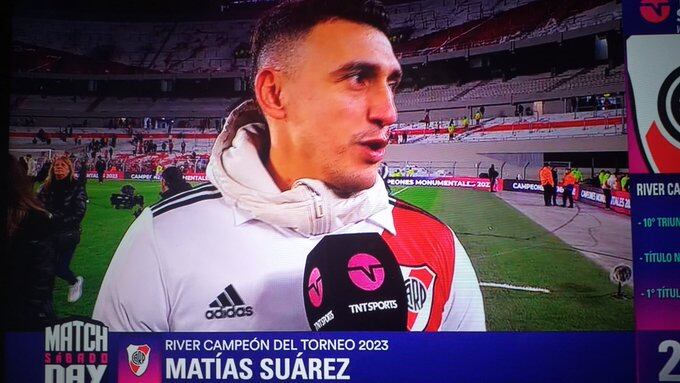 Matías Suárez en los festejos del título de River. (Captura).