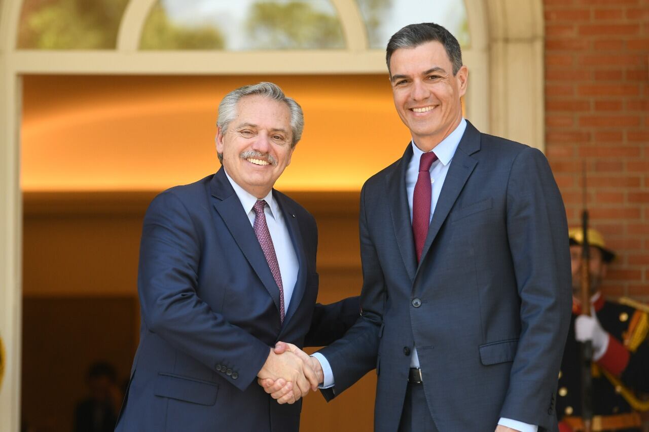 Alberto Fernández, en España, se reunió con el presidente Pedro Sánchez.