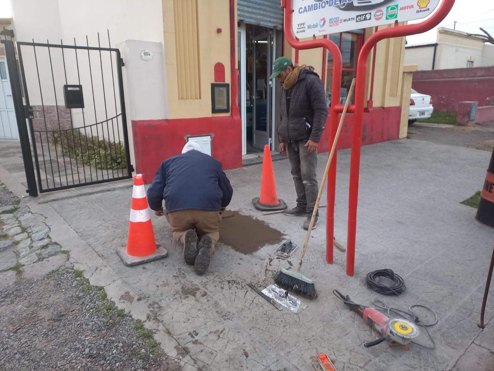 La Municipalidad de Tres Arroyos trabaja en la reparación de veredas