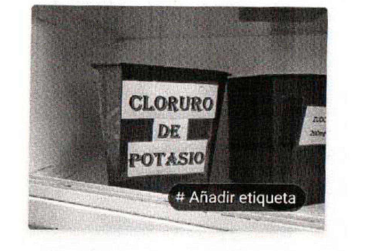 Canastita que dice cloruro de potasio. El lugar donde se almacenaba el potasio en el Neonatal. (captura)