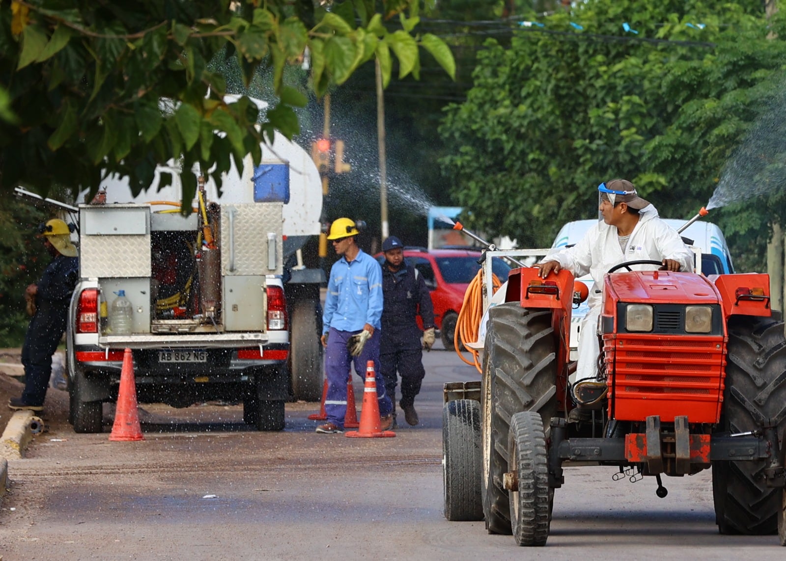 La Municipalidad de Maipú continúa con los operativos en contra del dengue por los barrios.