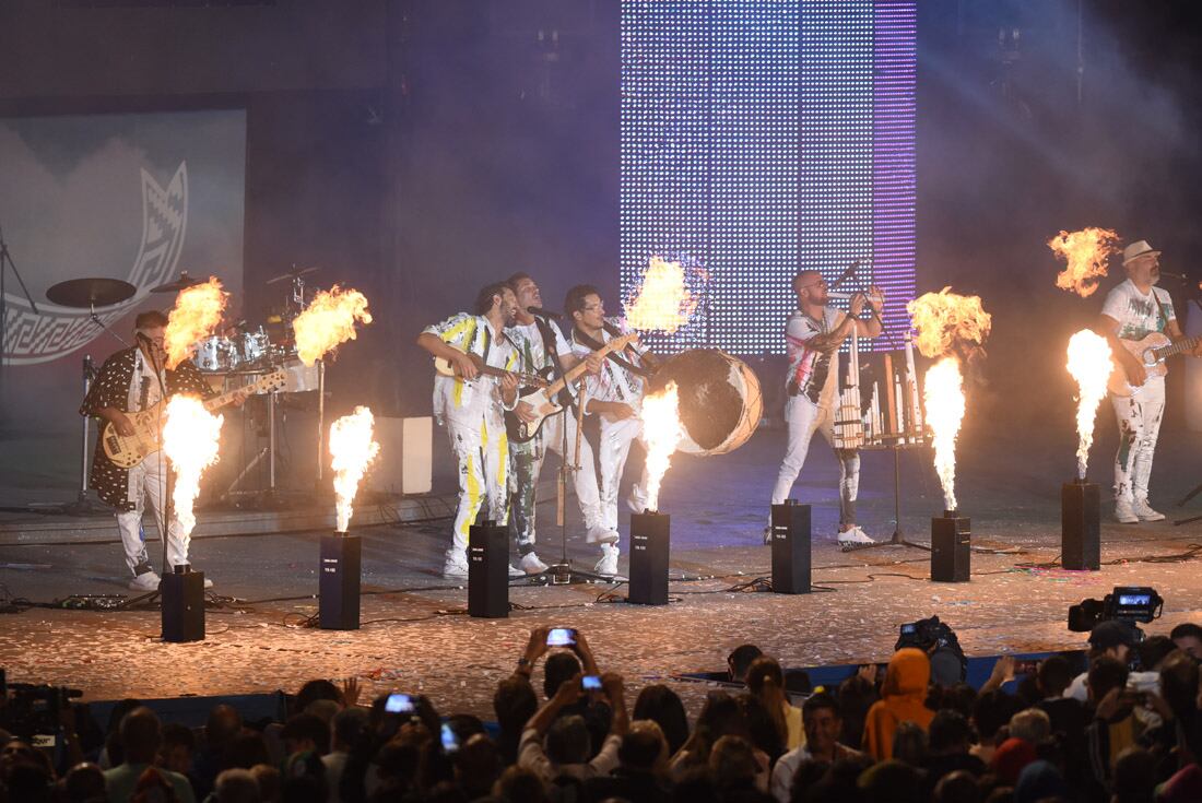 Festival Nacional de Folklore Cosquín 2022
Primera Luna sábado 22 de enero.
Los Tekis.
foto Carlos Alberto Romero Pazos