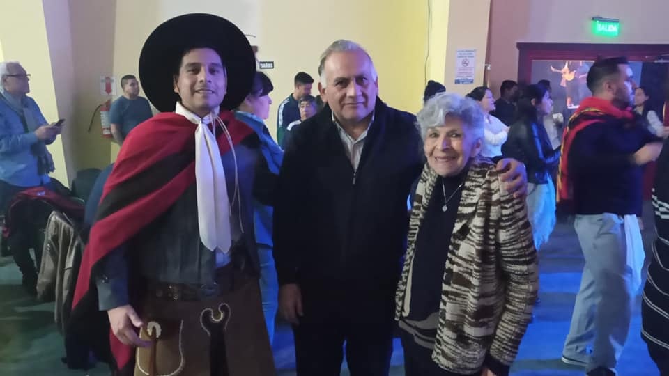 5to Festival de la Canción “Veterano de Malvinas” - VGM Conrado Zamora junto a Norma, en una velada de sentidos homenajes.