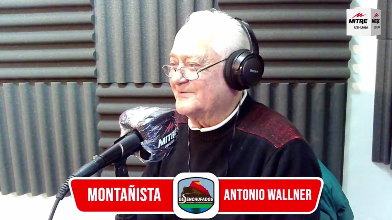 Antonio Wallner estuvo en el programa "Desenchufados" emitido por Radio Mitre Ushuaia. El montañista mantuvo una entrevista con Nicolás Oliva. Antonio contó muchas historias y recuerdos que tiene desde su llegada a Ushuaia.