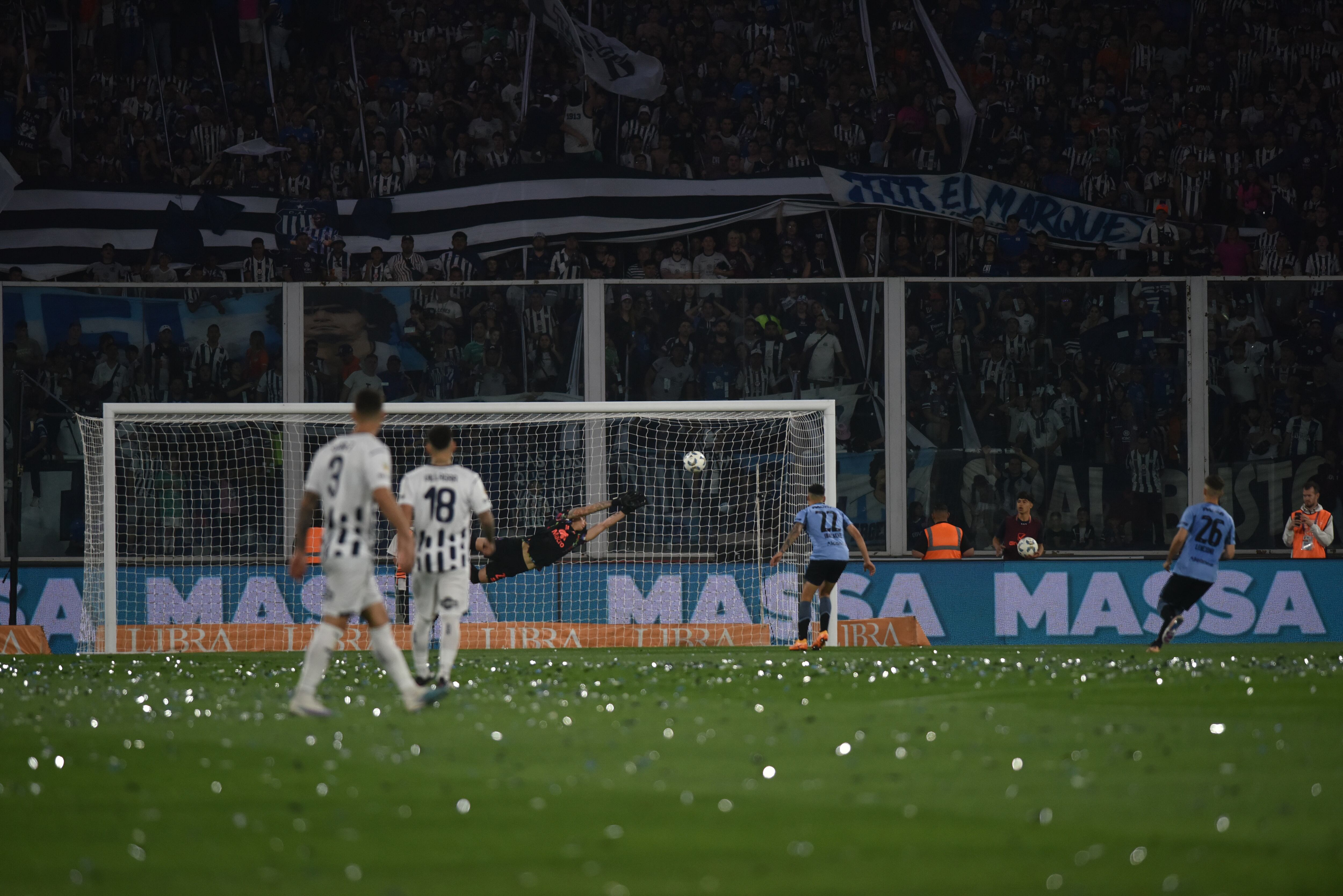 Clásico Talleres vs Belgrano en el Kempes por la Copa de la LPF  Foto Javier Ferreyra