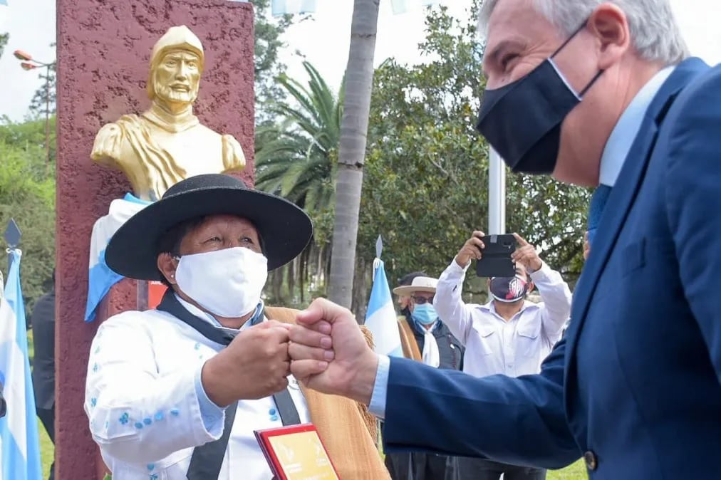 Agrupaciones gauchas tomaron parte de los actos en celebración de los 428 años de la ciudad.