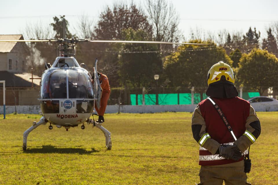 Los helicópteros UYV, son unidades de terapia intensiva en aérea de alta complejidad, y con la capacidad de aterrizar en cualquier lugar donde una emergencia médica lo requiera (Facebook Comuna de Soldini)