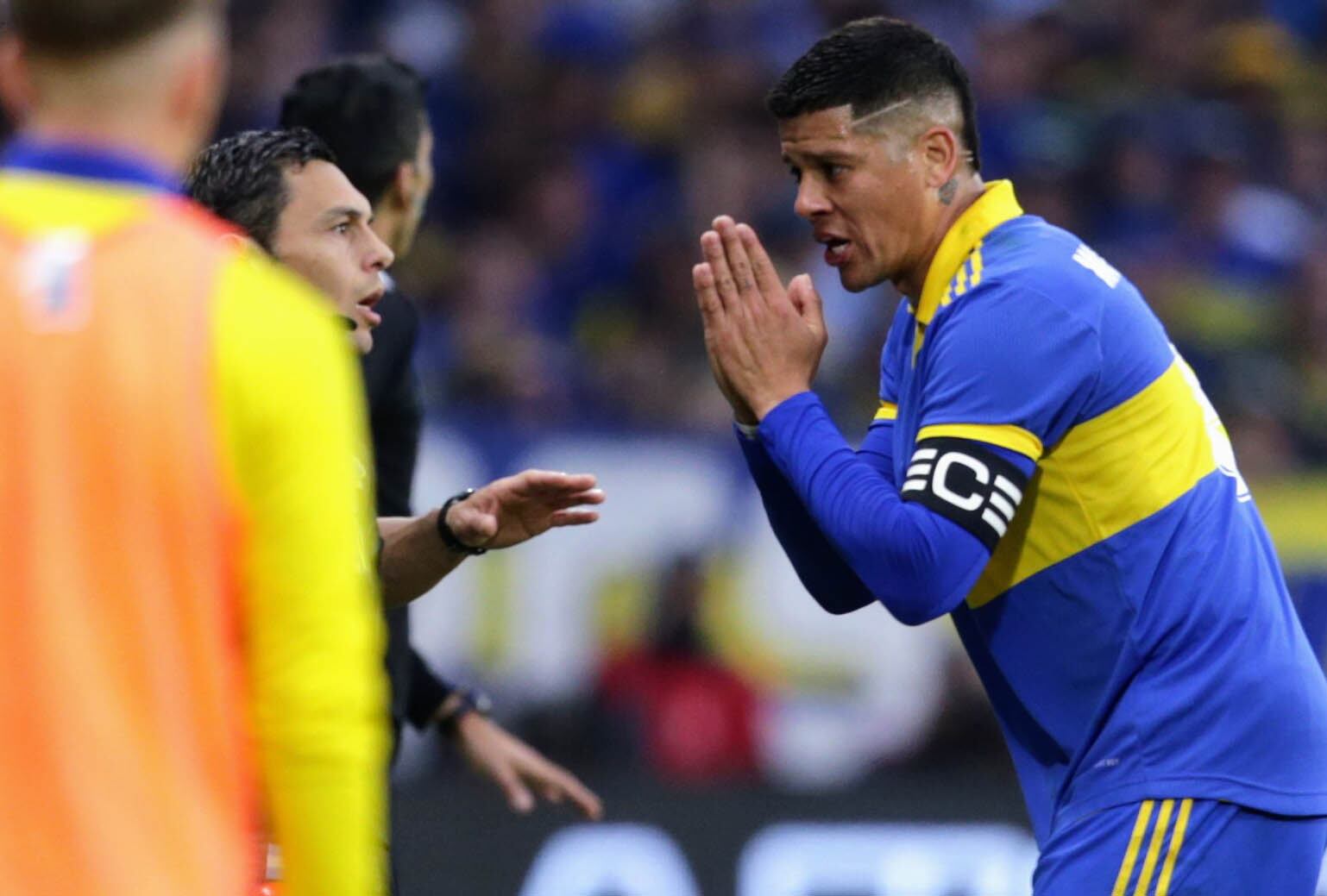 Marcos Rojo expulsado en el triunfo de Boca frente a River en el Superclásico. (Fotobaires)