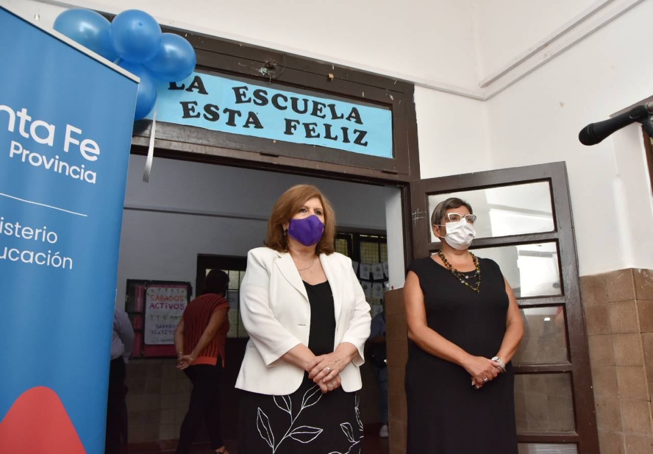 Adriana Cantero dio detalles de como se implementará la hora extra en las escuelas de Santa Fe. 