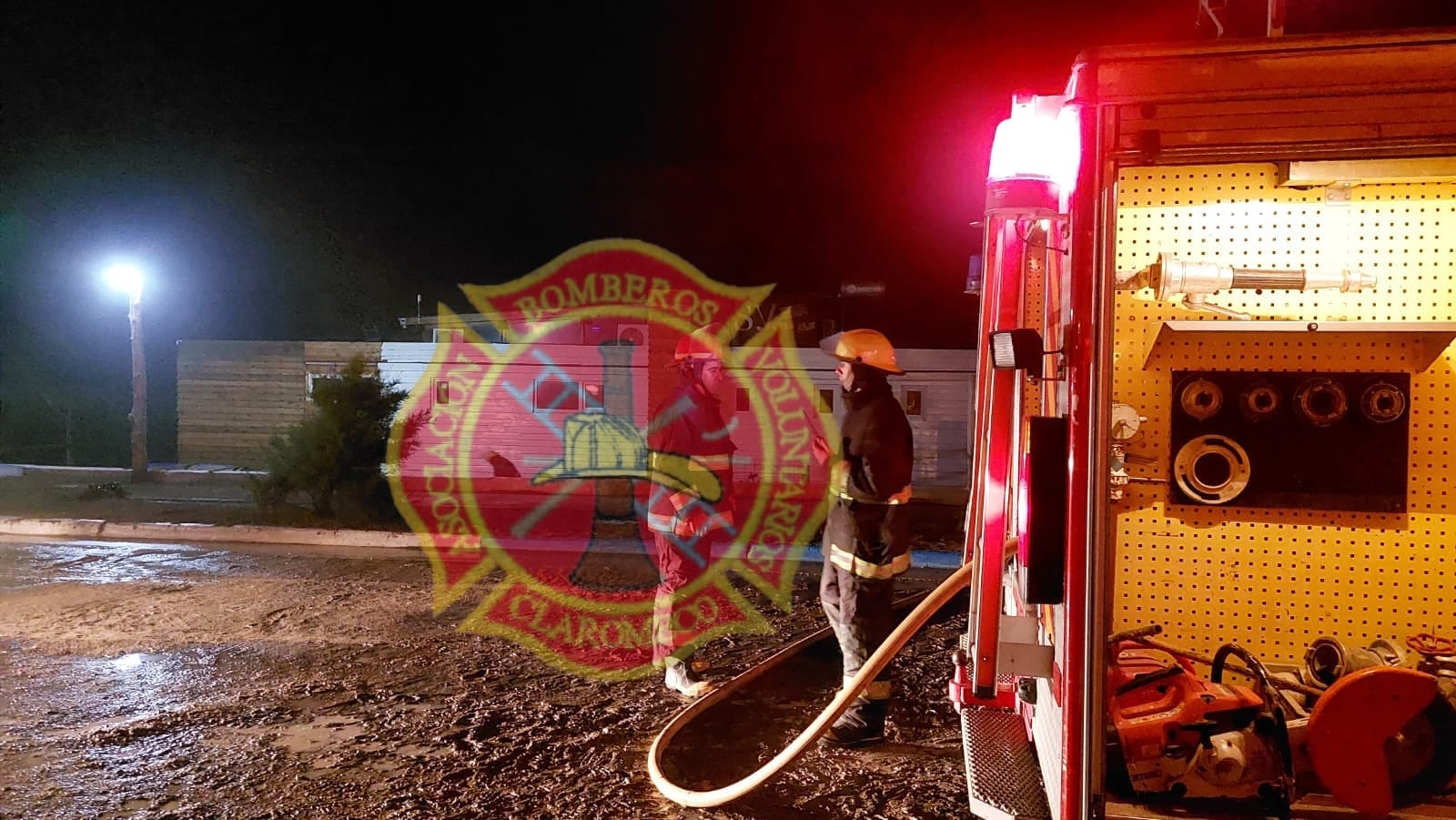 Claromecó: incendio en el parador Terrazas SV, el dueño logró apagarlo