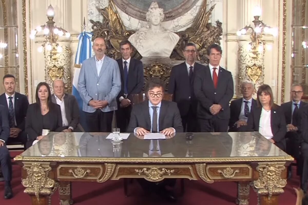 Desde sus inicios hasta su caída: qué buscaron los argentinos en Google sobre la “ley ómnibus”