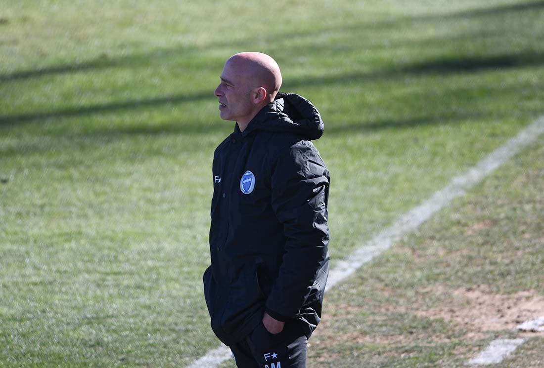 Sebastián Méndez, DT del Tomba que no pudo en Santa Fe y fue derrotado 1 a 0 por Colón. Foto: José Gutierrez / Los Andes 