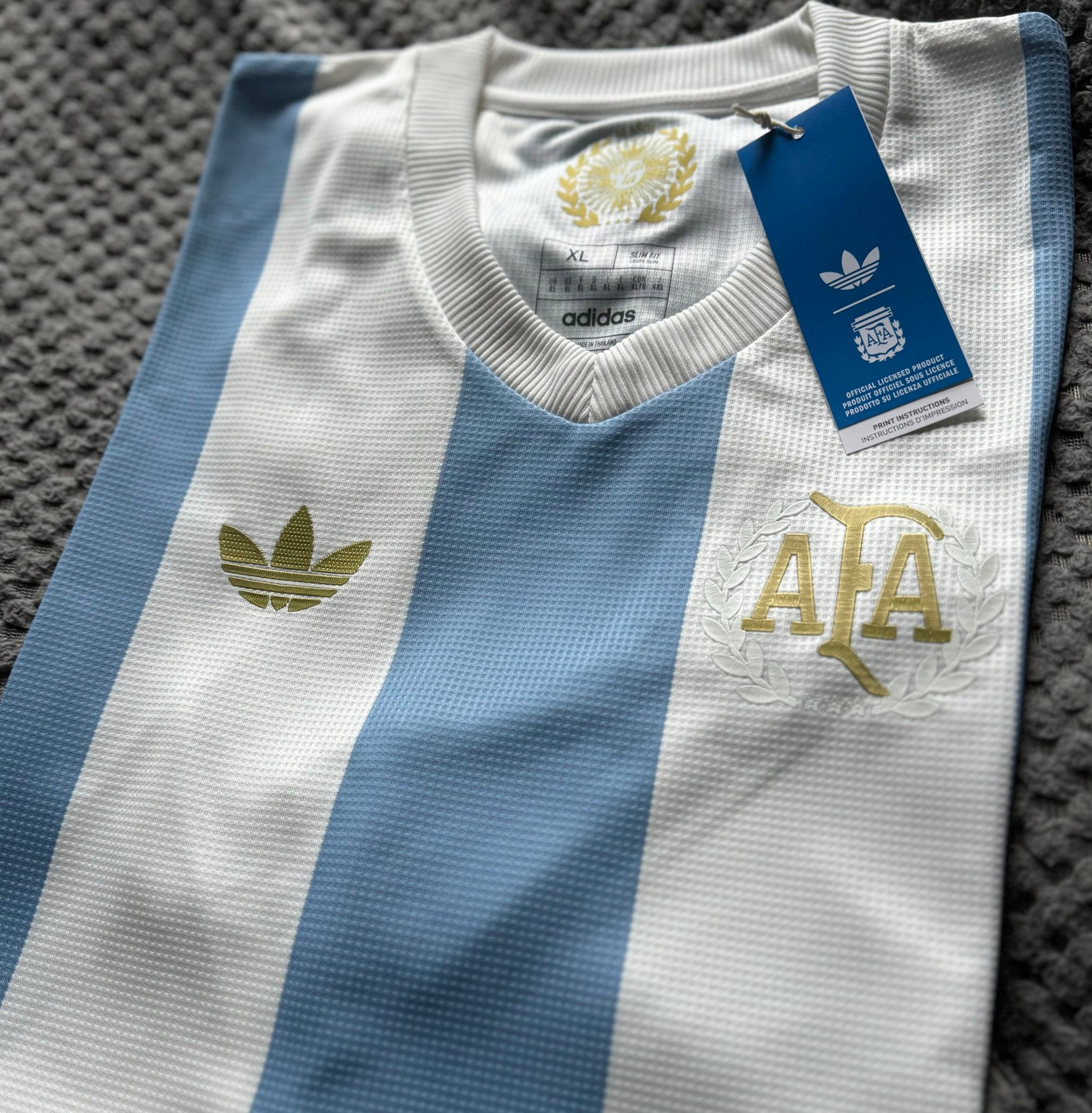 Precio de la NUEVA CAMISETA de la SELECCIÓN ARGENTINA edición limitada:  actuó MESSI en el video