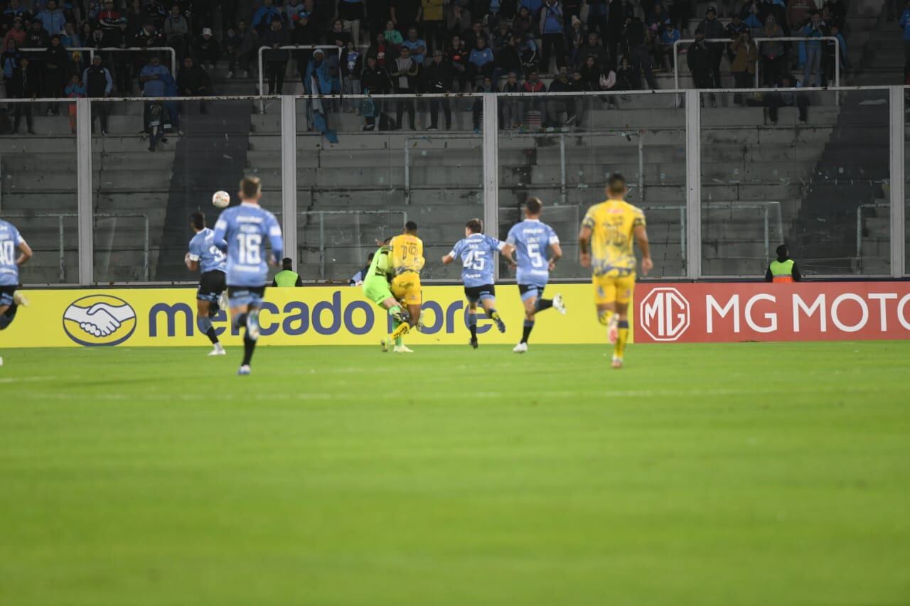 Belgrano enfrentó a Delfín de Ecuador en el estadio Mario Alberto Kempes, por la cuarta fecha del Grupo C de la Copa Sudamericana. (Javier Ferreyra / La Voz)