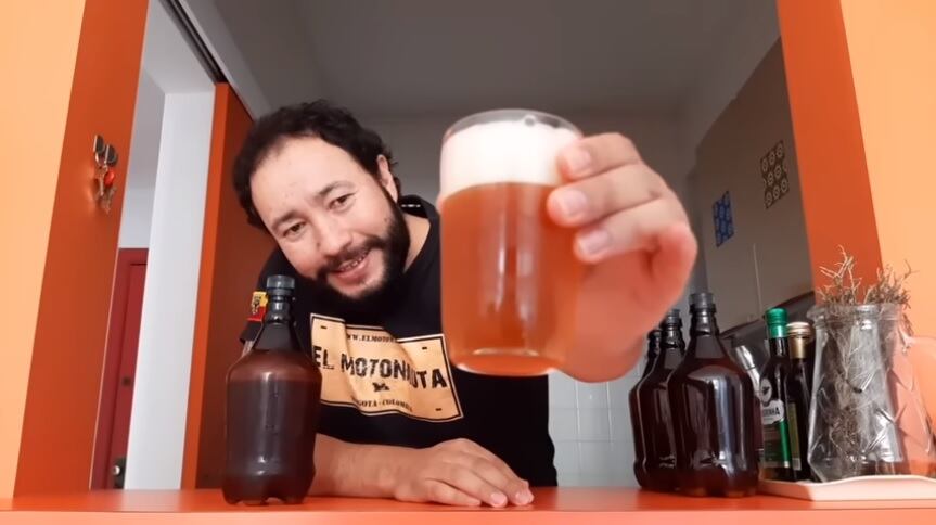 Cómo hacer cerveza artesanal en casa, en 5 minutos y sin equipos especiales: mejor que en un bar