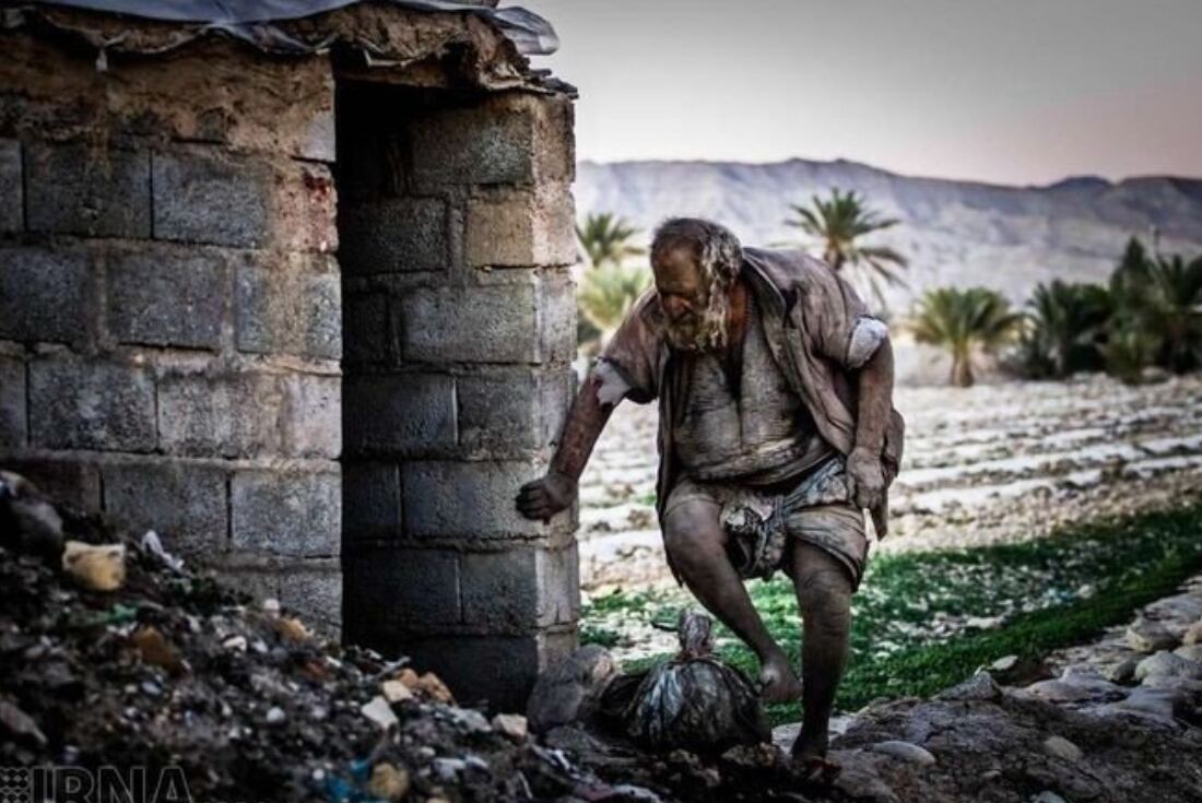 Por miedo a enfermarse, Amou Haji no se había bañado en más de 50 años. Foto: My News Live.