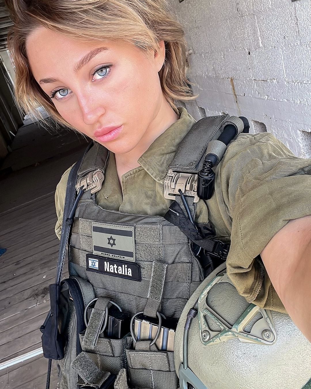 La influencer israelí Natalia Fadeev se sumó al llamado del ejército de Israel y lucha contra Hamás