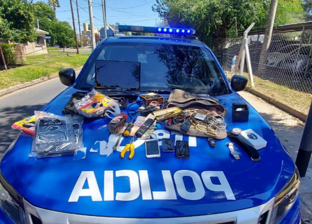 Robaron una casa en Córdoba y huyeron: así fue la persecución policial que logró detenerlos