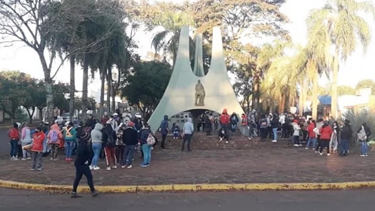 Caso Tizato: familiares y allegados se manifestaron frente al Juzgado de Apóstoles