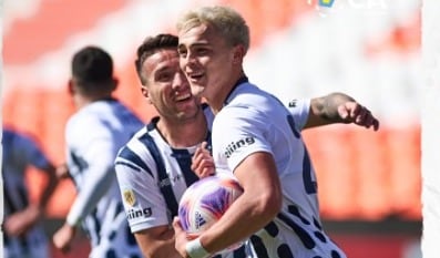 En el juego, Talleres generó dos goles en las situaciones que más lo complican. Anotaron Ramón Sosa y Gastón Benavídez, pero pudieron ser más. (Prensa Copa Argentina)