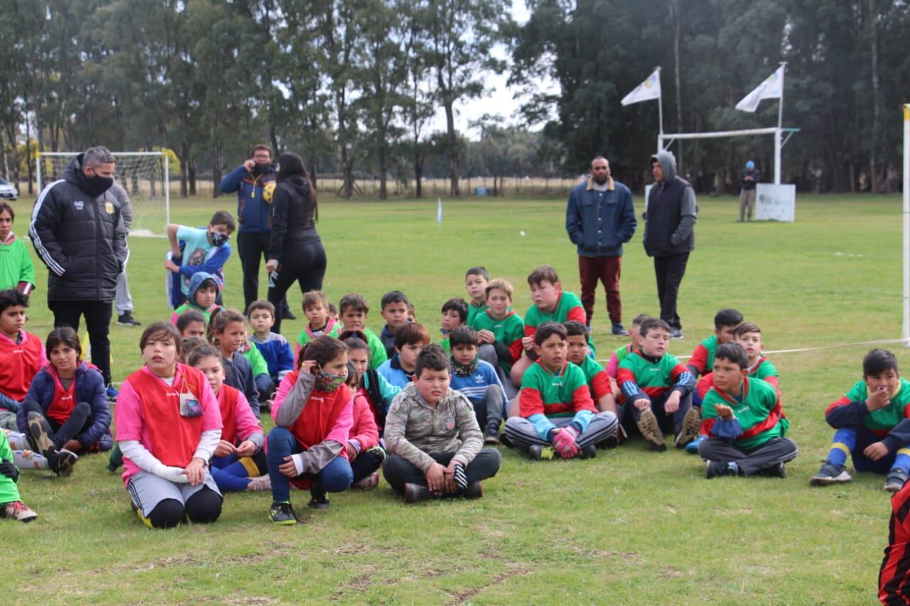 Encuentro barrial de fútbol infantil