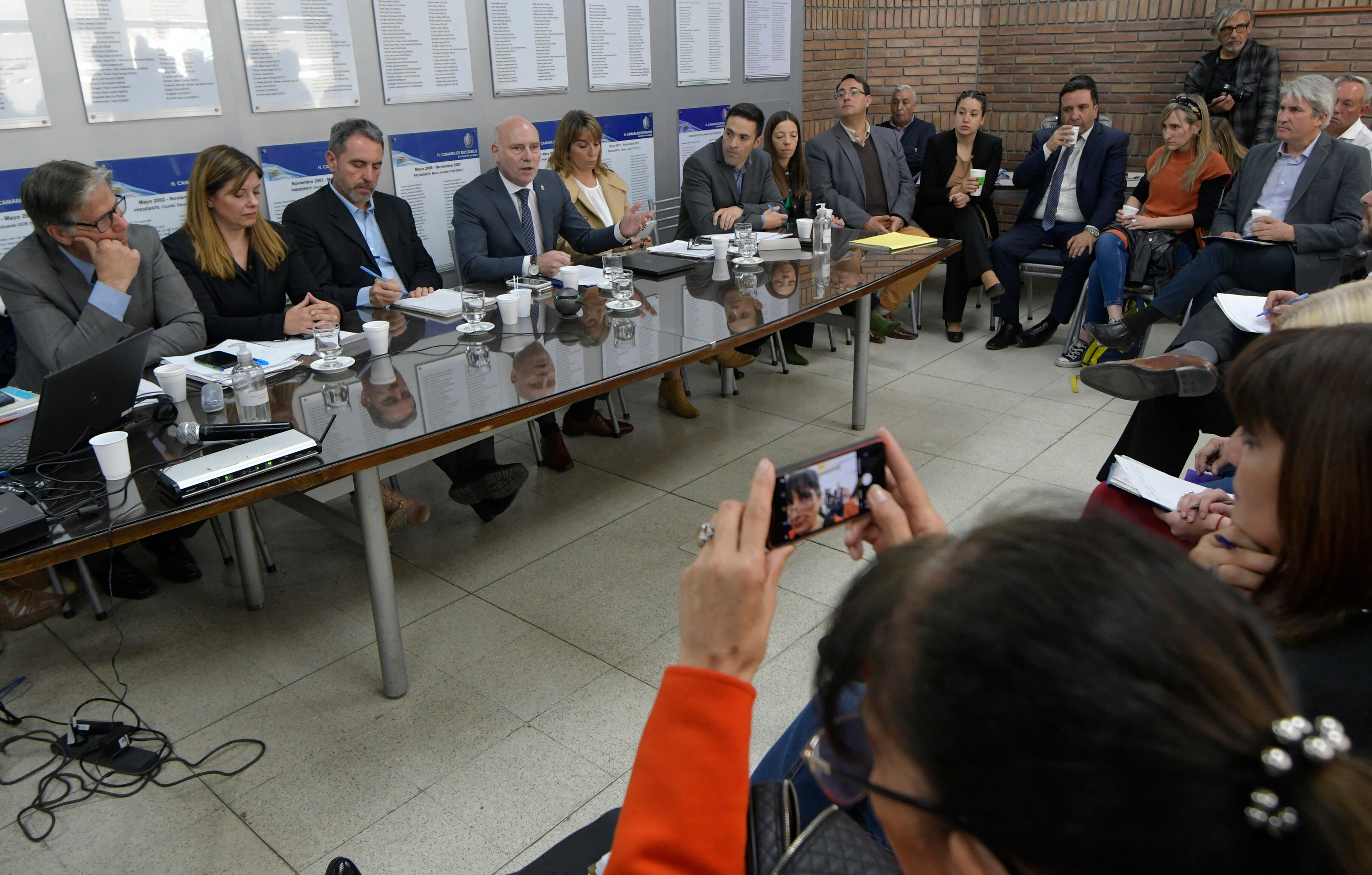 Ministros de la Suprema Corte expusieron sobre la reforma de la Suprema Corte. Los Ministro de la Suprema Corte, Omar Palermo y Mario Adaro, en la comisión de Legislación y Asuntos Constitucionales (LAC). En la foto, en una de las exposiciones del presidente del máximo tribunal, Dalmiro Garay

