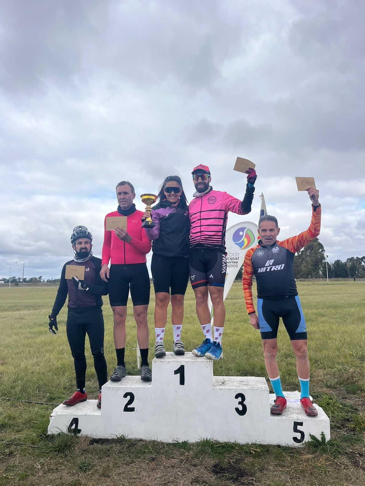 Se llevó a cabo el festival de Ciclismo en la pista municipal